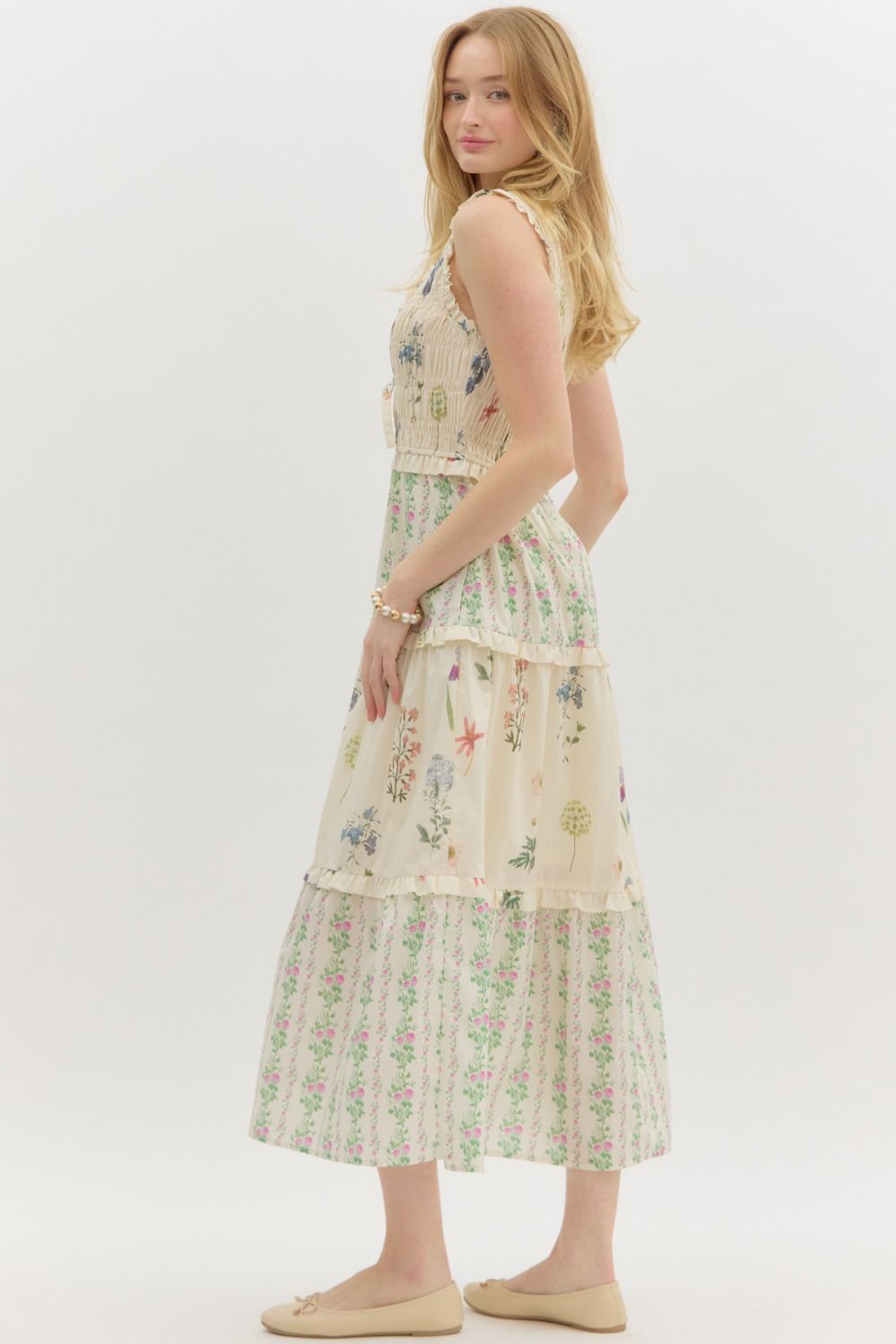 entro_fashion_dress_d25728_022125_0005.jpg